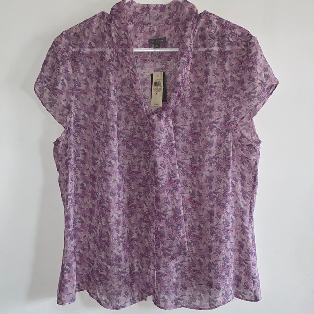 Ann Taylor 100% silk blouse